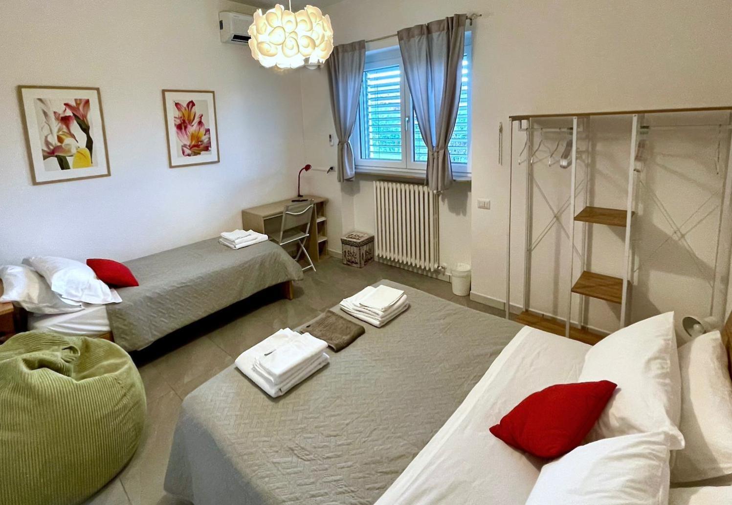 Domus 190 Rooms Varese Luaran gambar