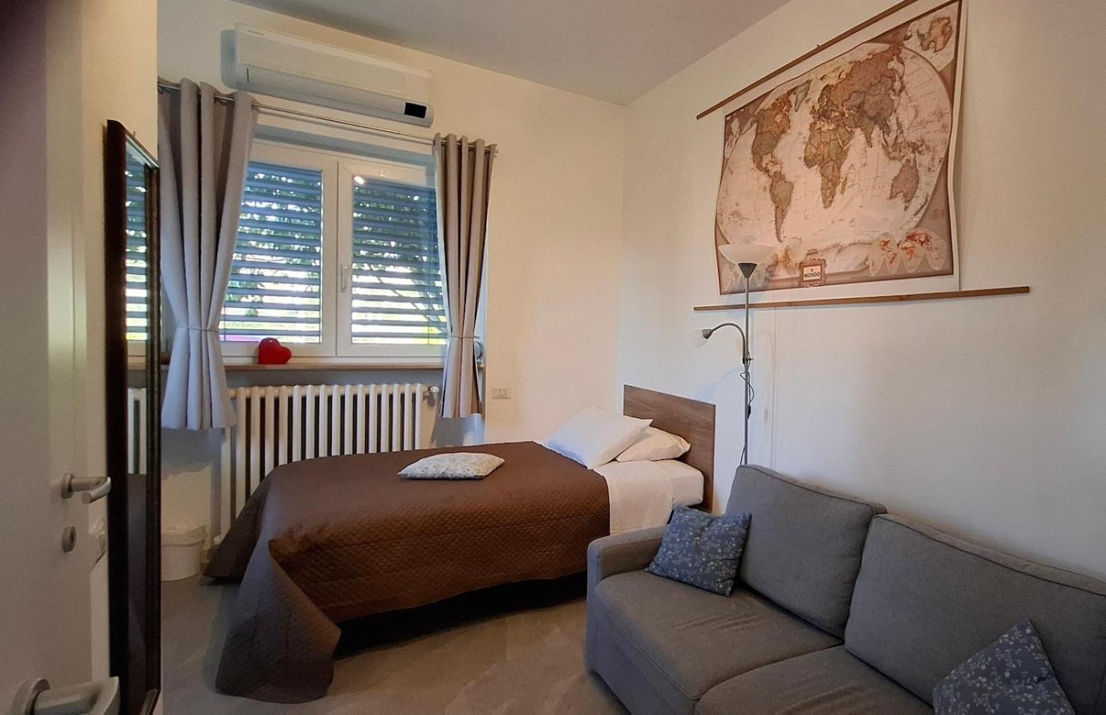 Domus 190 Rooms Varese Luaran gambar