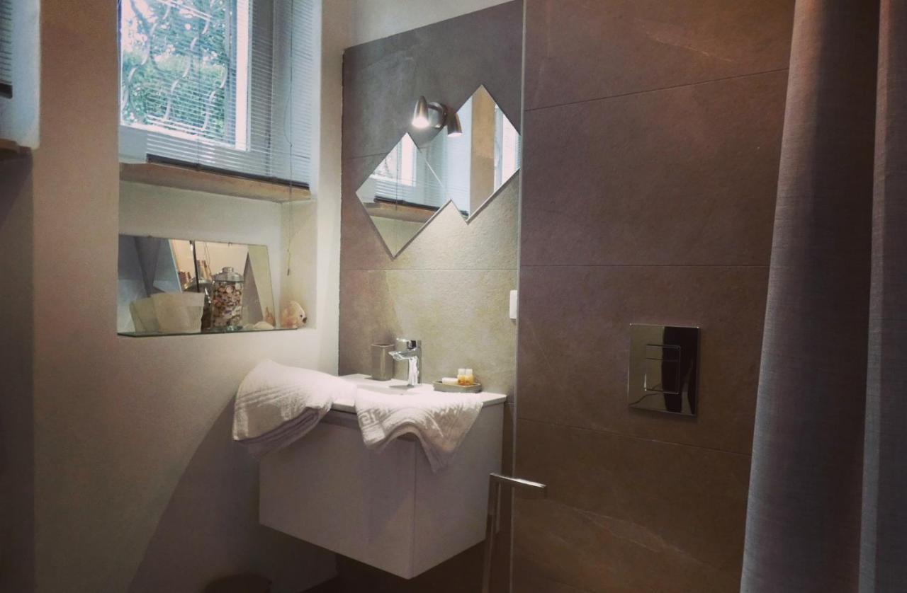 Domus 190 Rooms Varese Luaran gambar